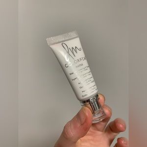 COLORFIX by Danessa Myricks - white / LIFT !